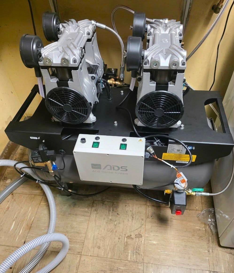 Box Dental Repair team and equipment